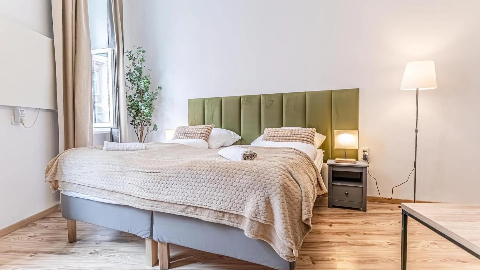 Lovely 1Br Apt In Prime Location Of Vienna contacts