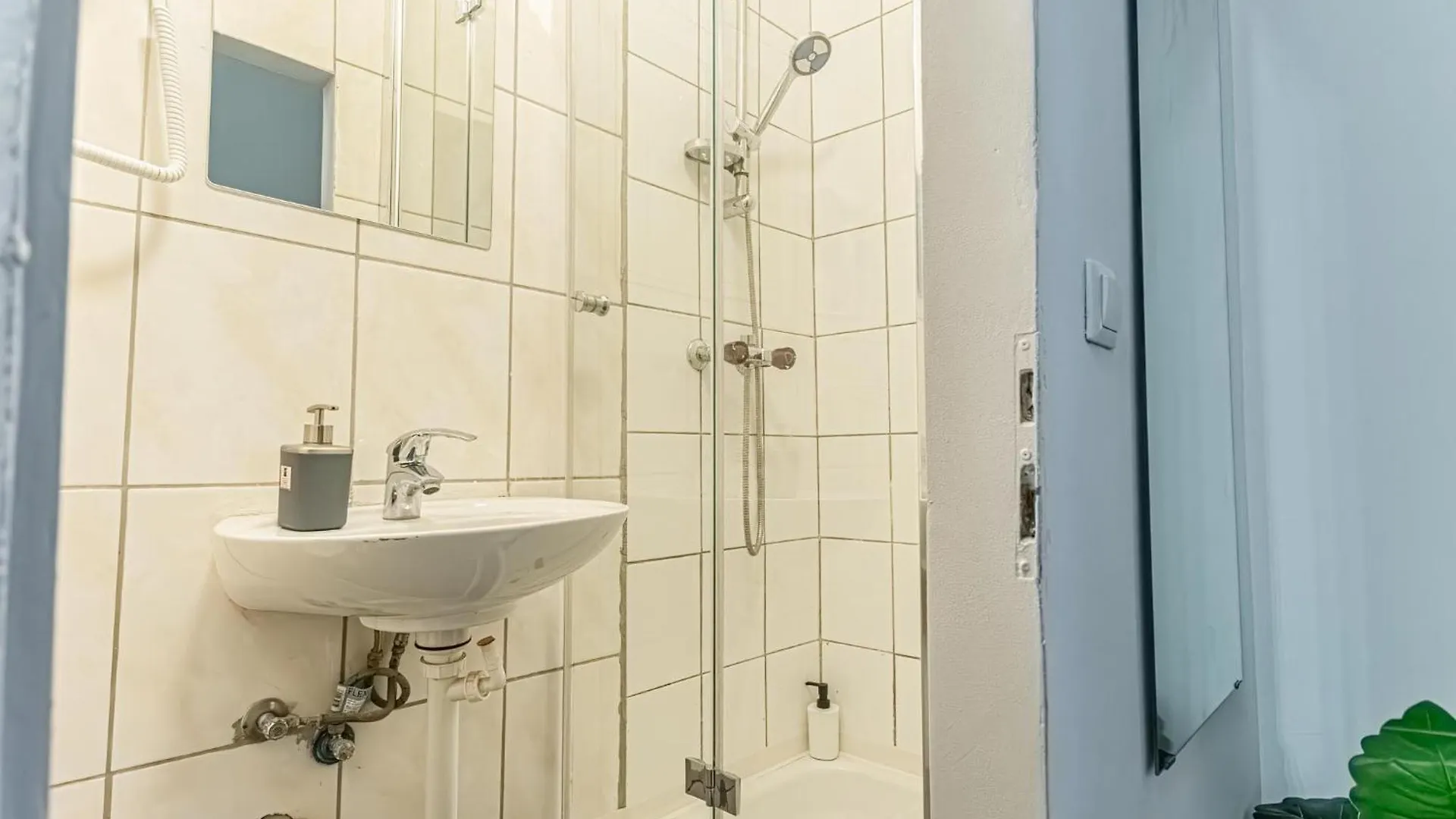 Lovely 1Br Apt In Prime Location Of Vienna 0*,  Austria