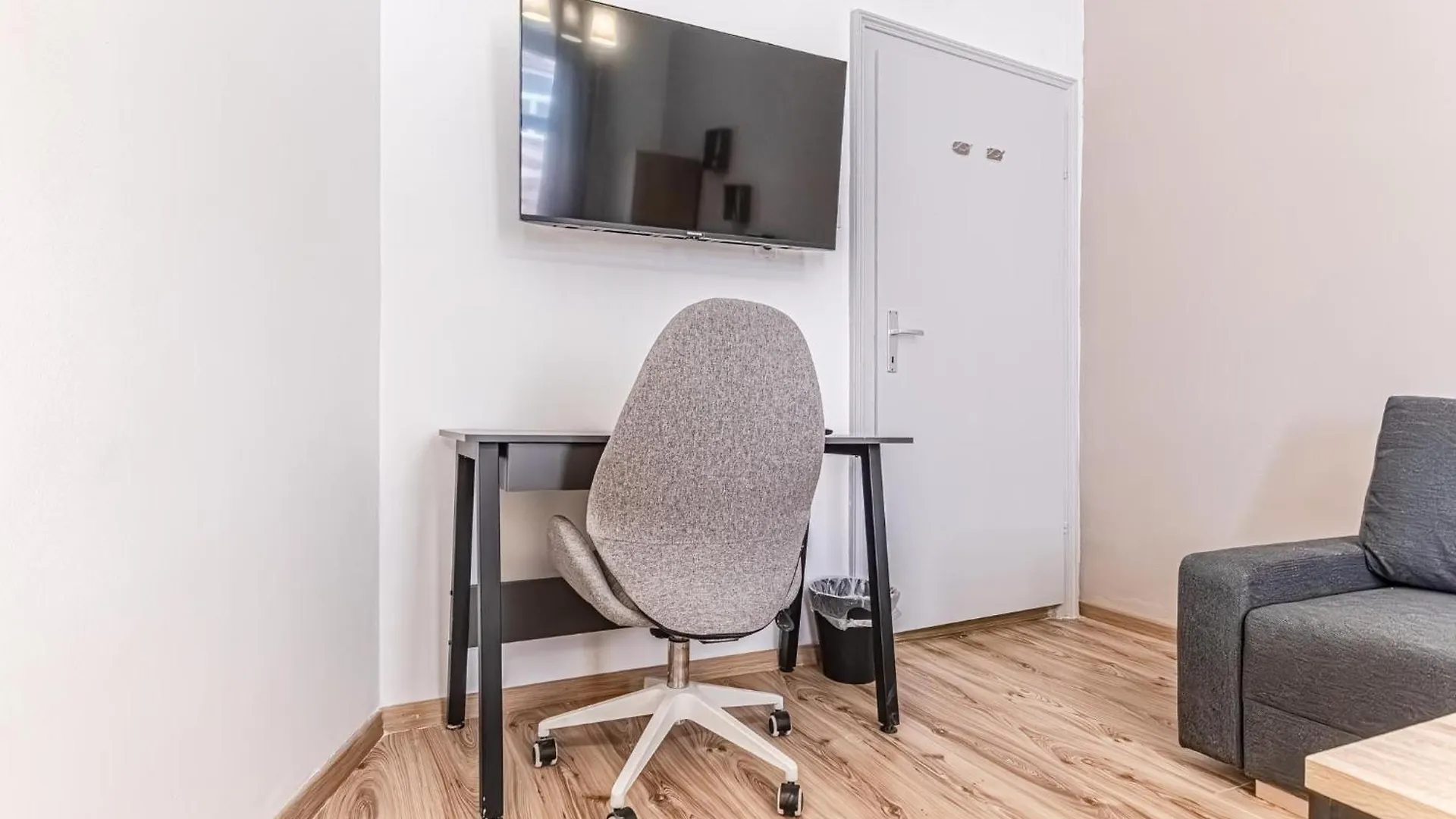 Lovely 1Br Apt In Prime Location Of Vienna 0*,  Austria